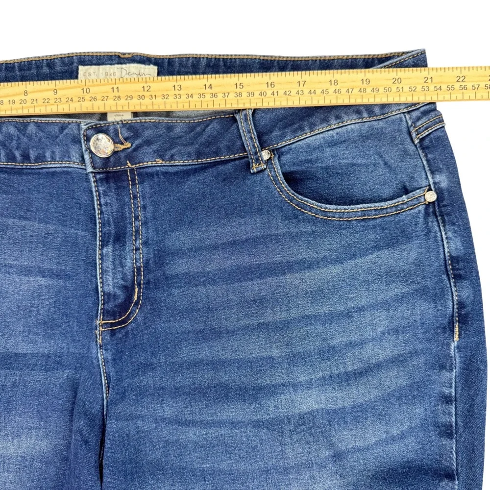 EST 1946 Denim Womens 20W Curvy‎ Bootcut Jeans Leopard Print Rhinestone Pockets